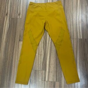 ZYIA Active Leggings Women Mustard Activewear Crop Leggings Size 6-8